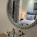 Elia 스칼라소티로스