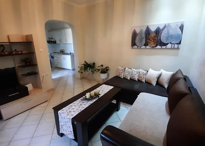 Elia * Skala Sotiros